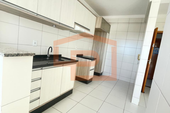 Apartamento para alugar - 80.00m² - Zona II, Umuarama-PR