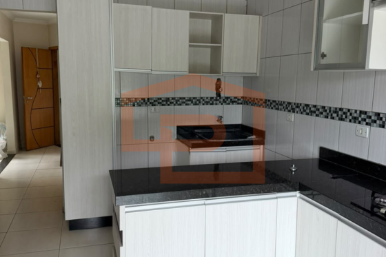 Apartamento para alugar - 130.00m² - Zona V, Umuarama-PR