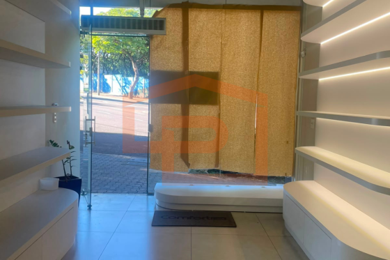 Sala Comercial para alugar - 170.00m² - Umuarama-PR