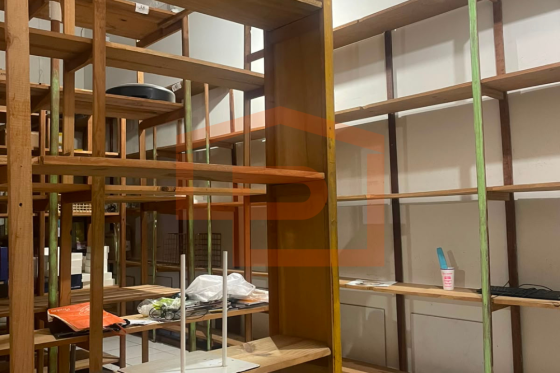 Sala Comercial para alugar - 170.00m² - Umuarama-PR