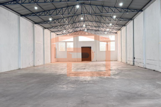 Salão Comercial para alugar - 750.00m² - Jardim Janina, Umuarama-PR