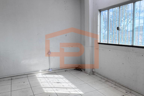Salão Comercial para alugar - 750.00m² - Jardim Janina, Umuarama-PR