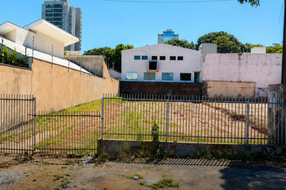 Terreno à venda - 490.00m² - Zona II, Umuarama-PR